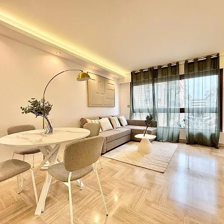 Gray D'albion - One Bedroom - 2a4 شقة *